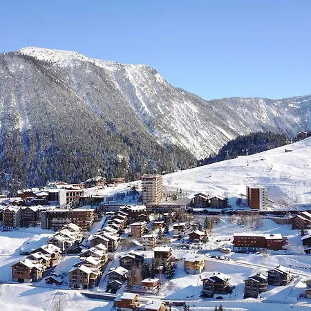 2 Au Centre De Avec Parking Et Wifi - Fr-1-563-160 * Courchevel